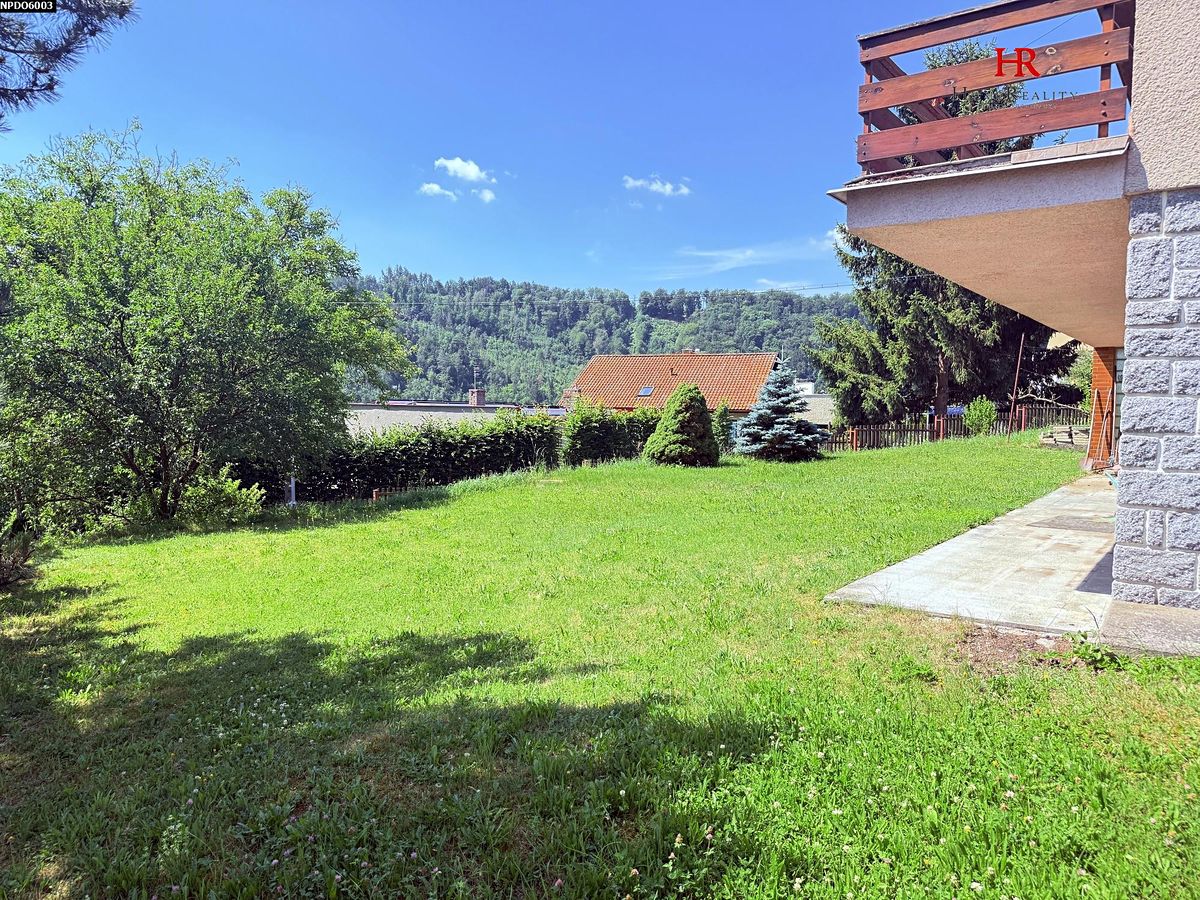 Prodej rodinného domu 220 m², pozemek 1105 m² – fotografie 5