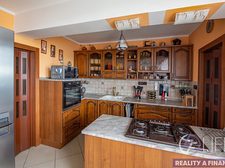 Prodej bytu 3+1, 84 m² (1 z 19)