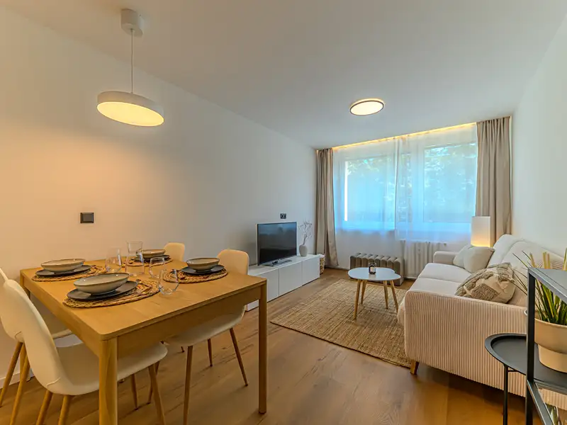 Prodej bytu 2+kk 43 m², Praha – náhled fotky 2