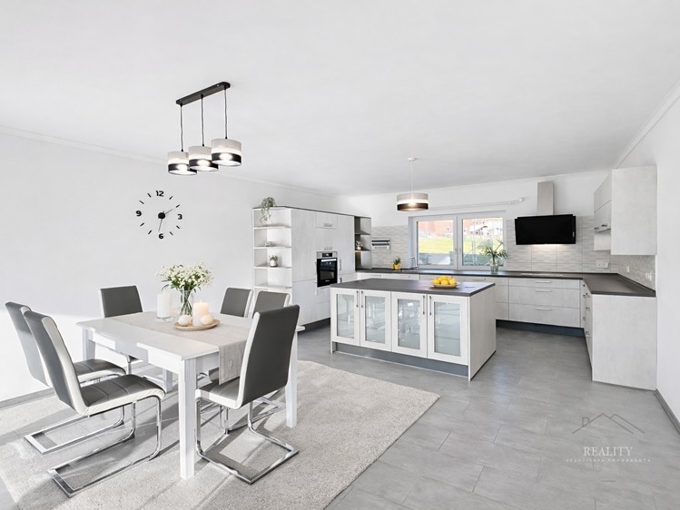 Prodej domu, 250 m² (5 z 34)