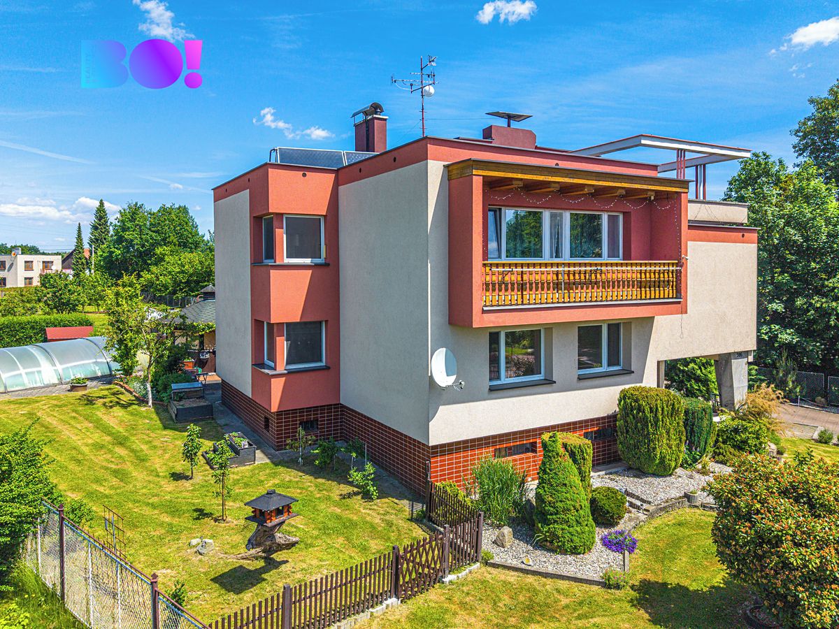 Prodej rodinného domu 280 m², pozemek 1428 m² – fotografie 3