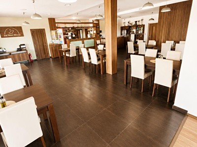Комерційне приміщення в оренду, 824 м² (2 з 9)