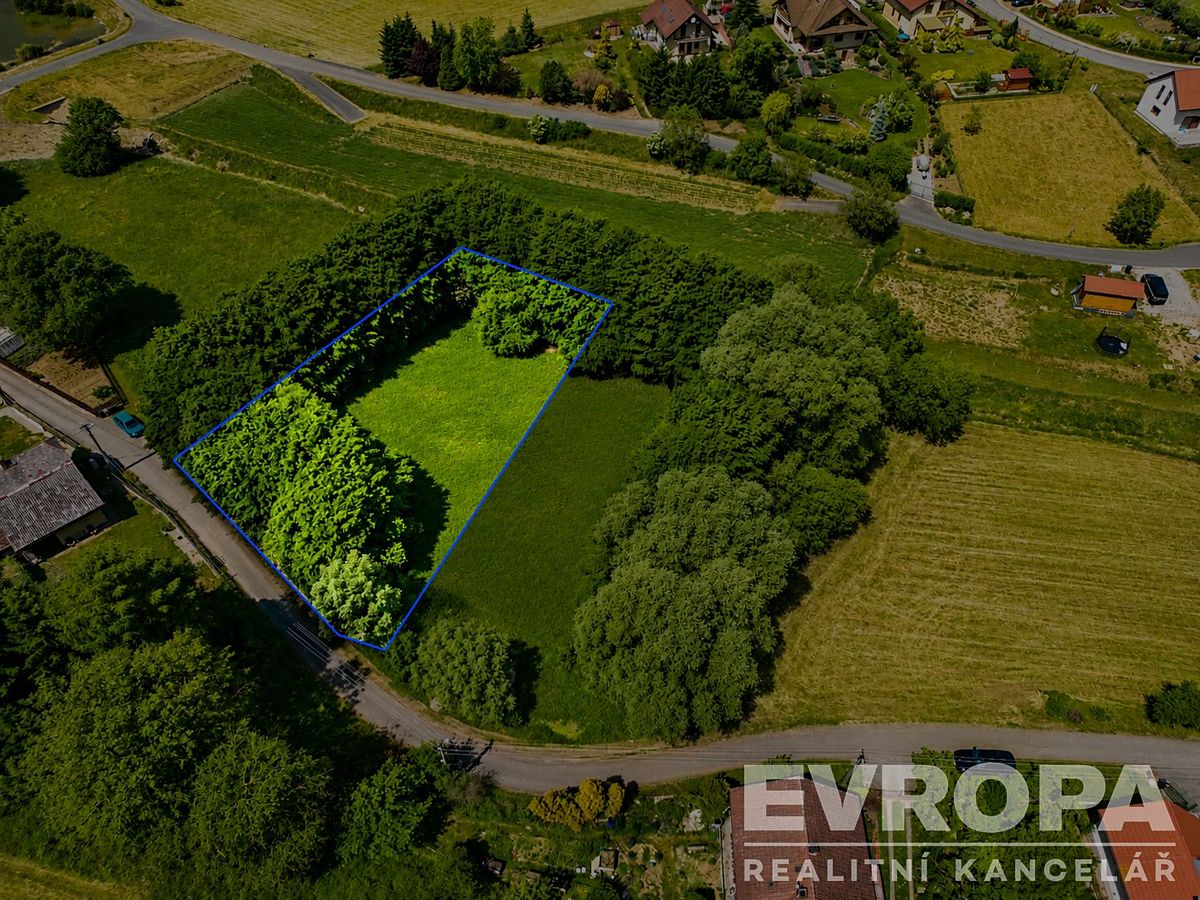 Prodej stavebního pozemku 1614 m² – fotografie 3