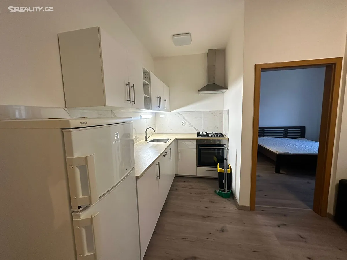 Pronájem bytu 2+kk 45 m², Praha
