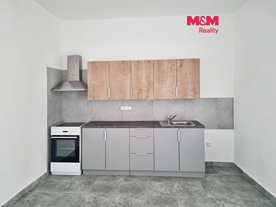 Pronájem bytu 1+1 38 m²