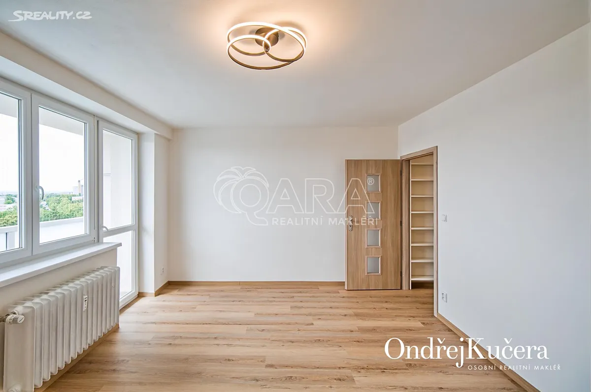 Pronájem bytu 3+kk 67 m², Praha