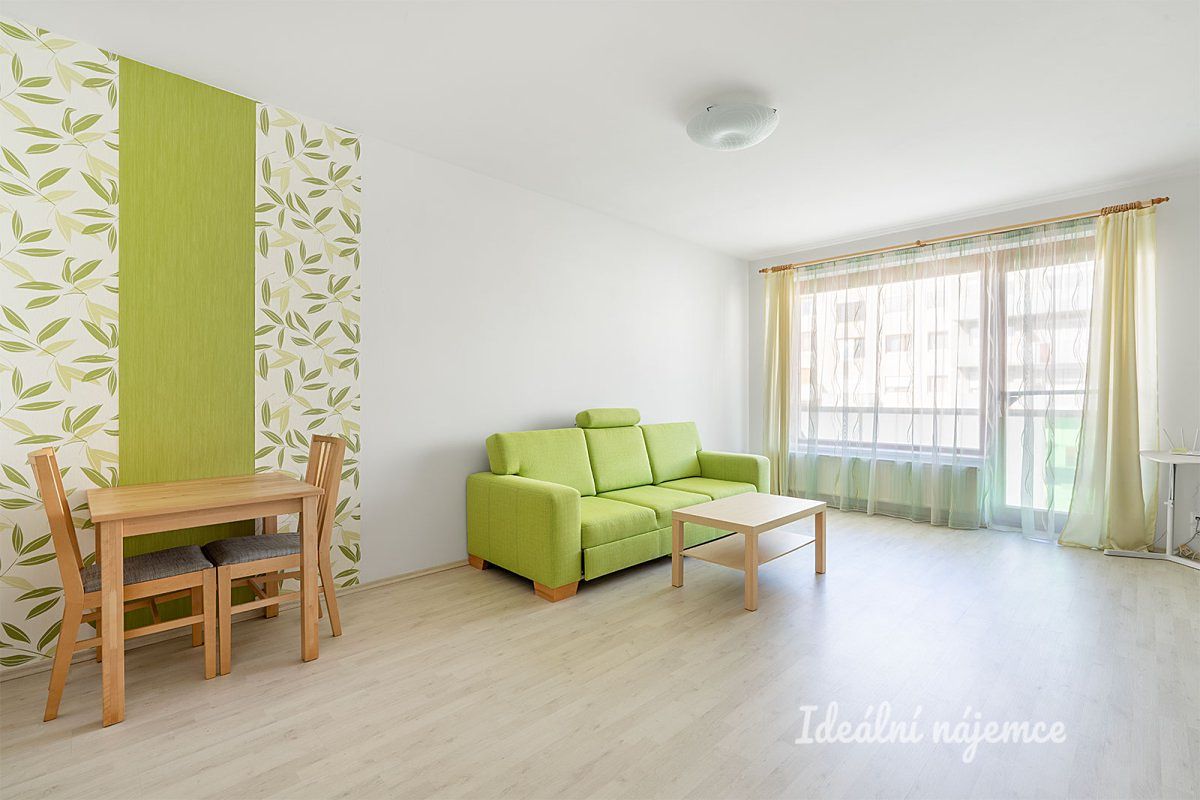 Pronájem bytu 2+kk 55 m²