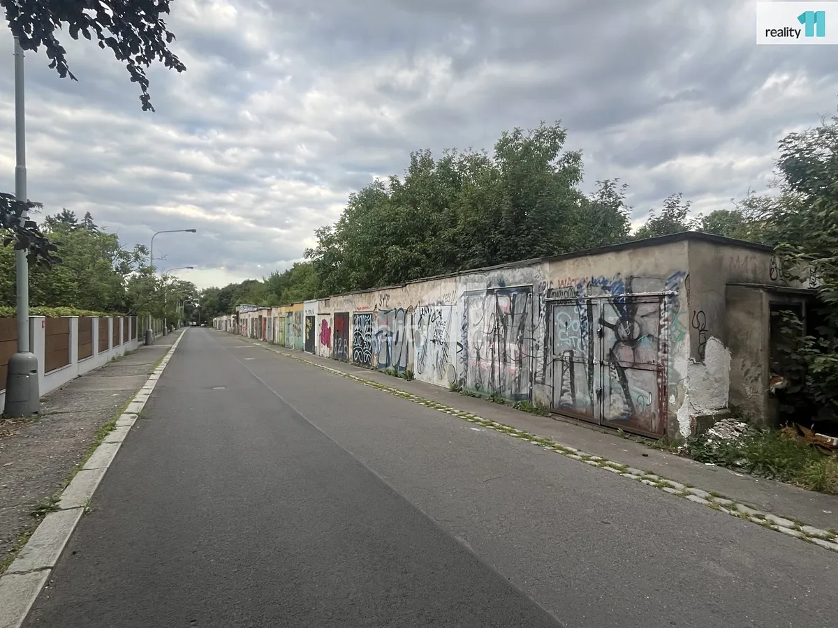 Prodej garáže 17 m²