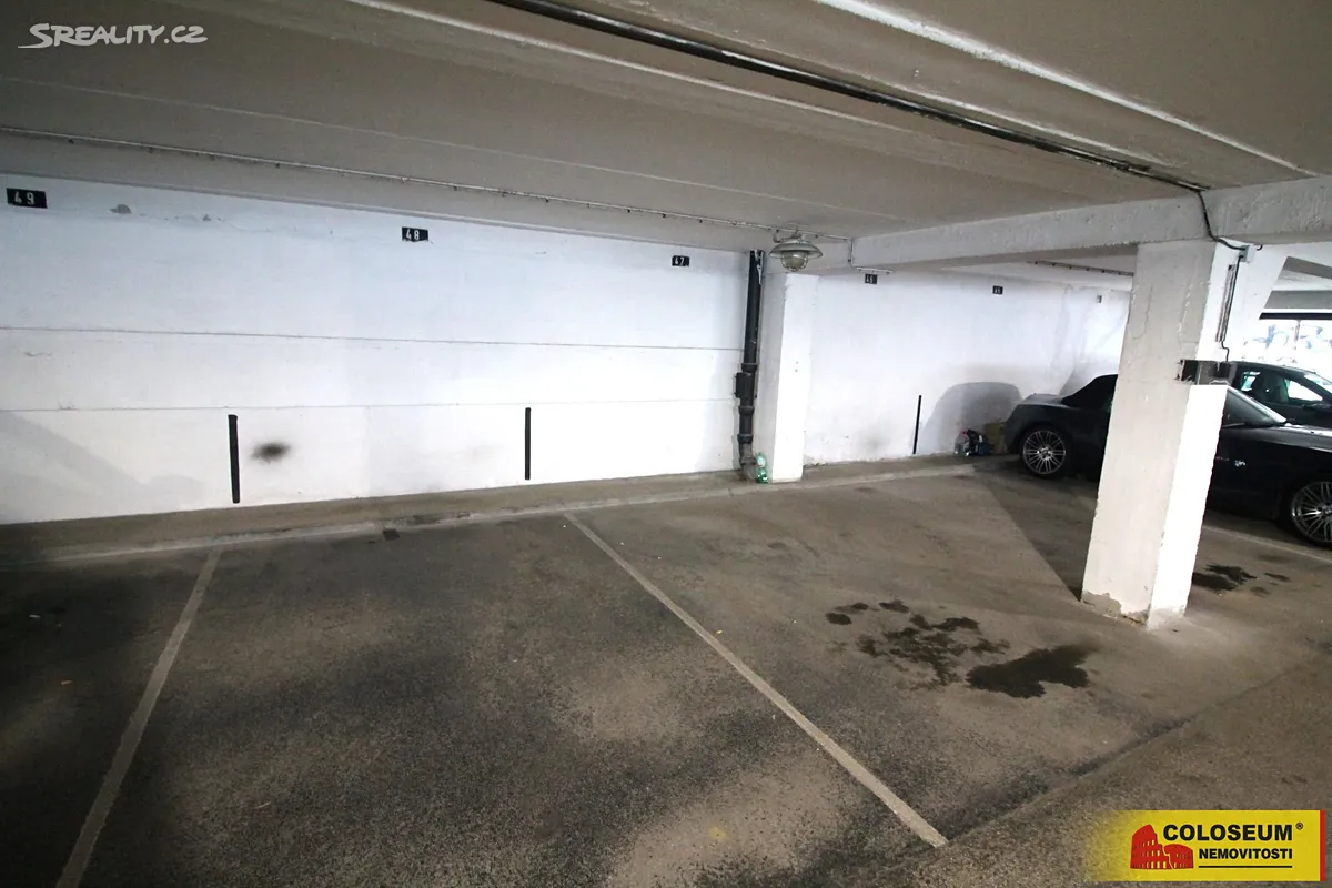 Prodej garážového stání 20 m² – pohled 3