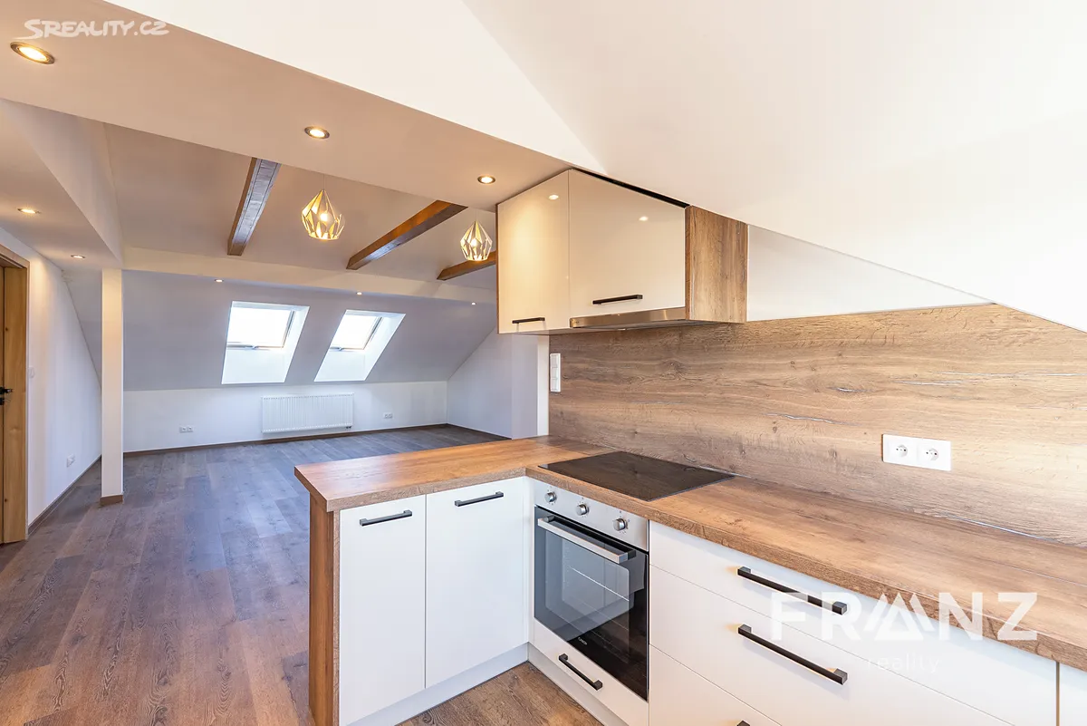 Pronájem bytu 3+kk 99 m² - Widok 5