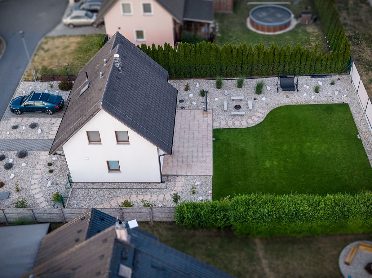 Prodej rodinného domu 115 m², pozemek 531 m² – fotografie 2