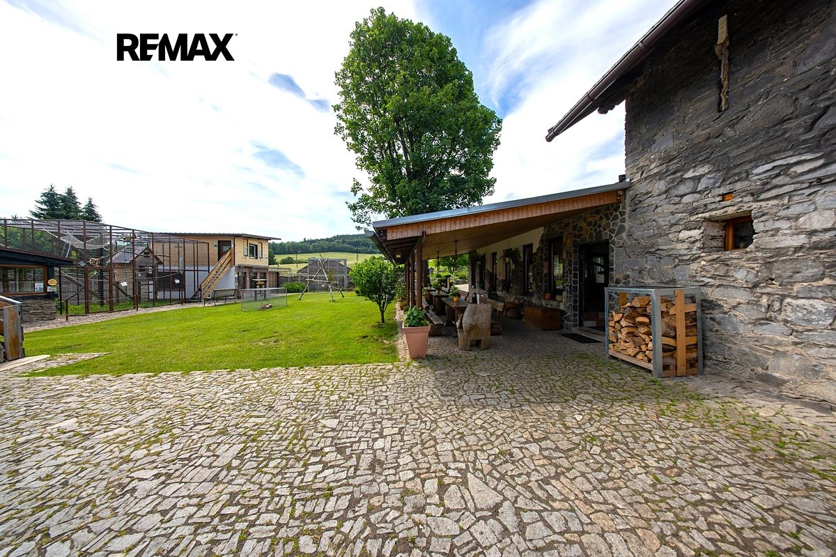 Prodej zemědělské usedlosti 871 m², pozemek 7301 m² – fotografie 3
