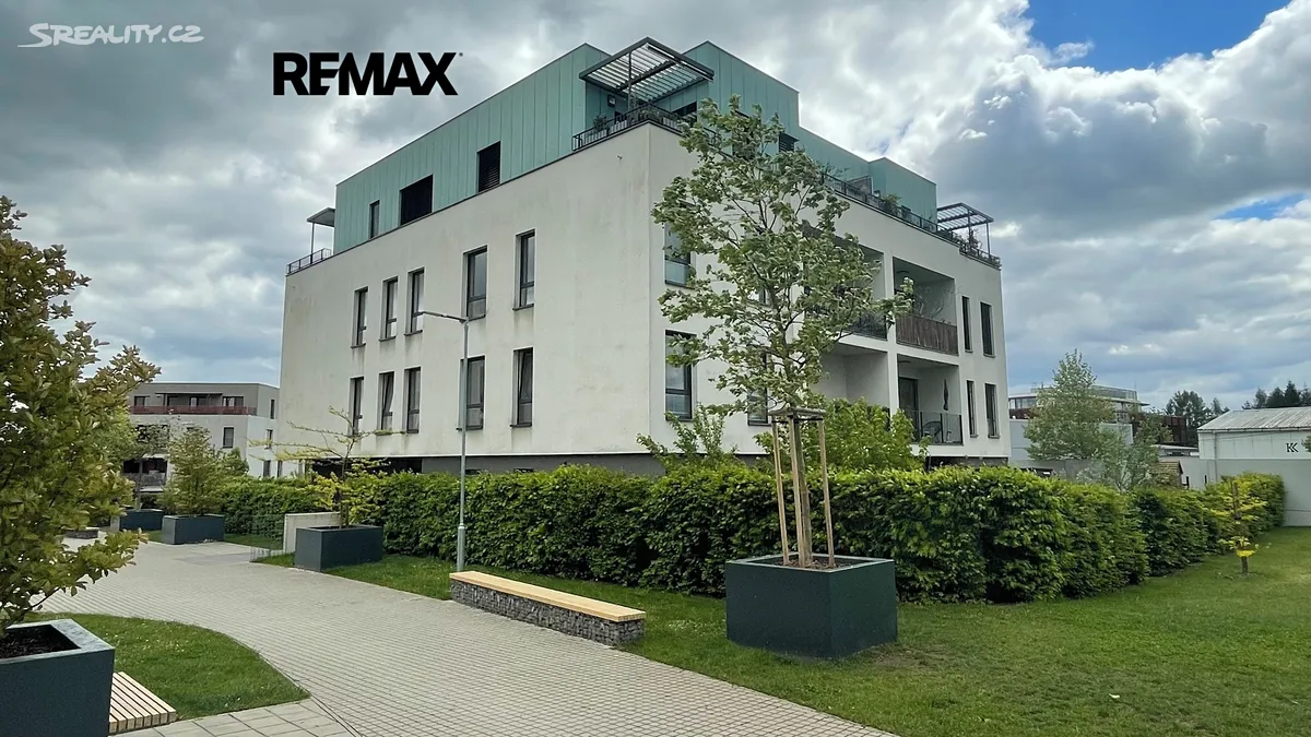 Prodej bytu 3+kk 76 m², Roztoky