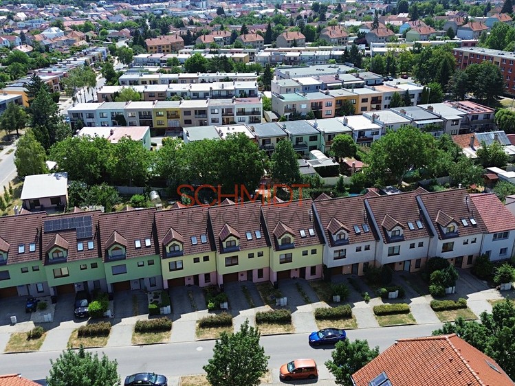 Будинок на продаж, 201 м² (42 з 44)