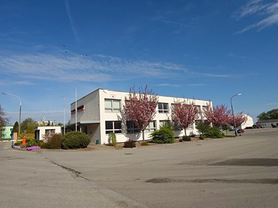 Pronájem kanceláře 492 m²