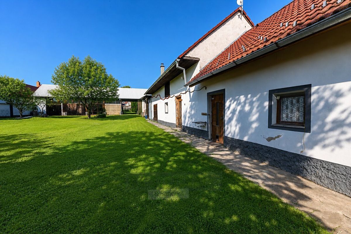 Prodej rodinného domu 152 m², pozemek 2004 m²