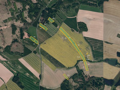 Prodej  pole 19 885 m²