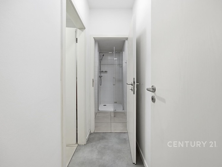 Комерційне приміщення на продаж, 232 м² (18 з 27)