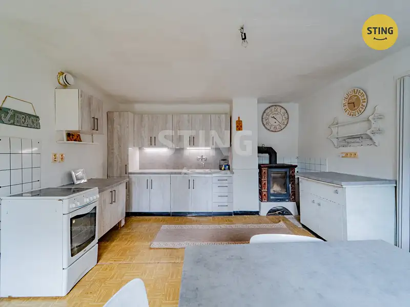 Prodej rodinného domu 180 m², pozemek 381 m², Lomnice – náhled fotky 3