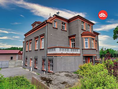 Prodej rodinného domu 750 m², pozemek 3689 m²