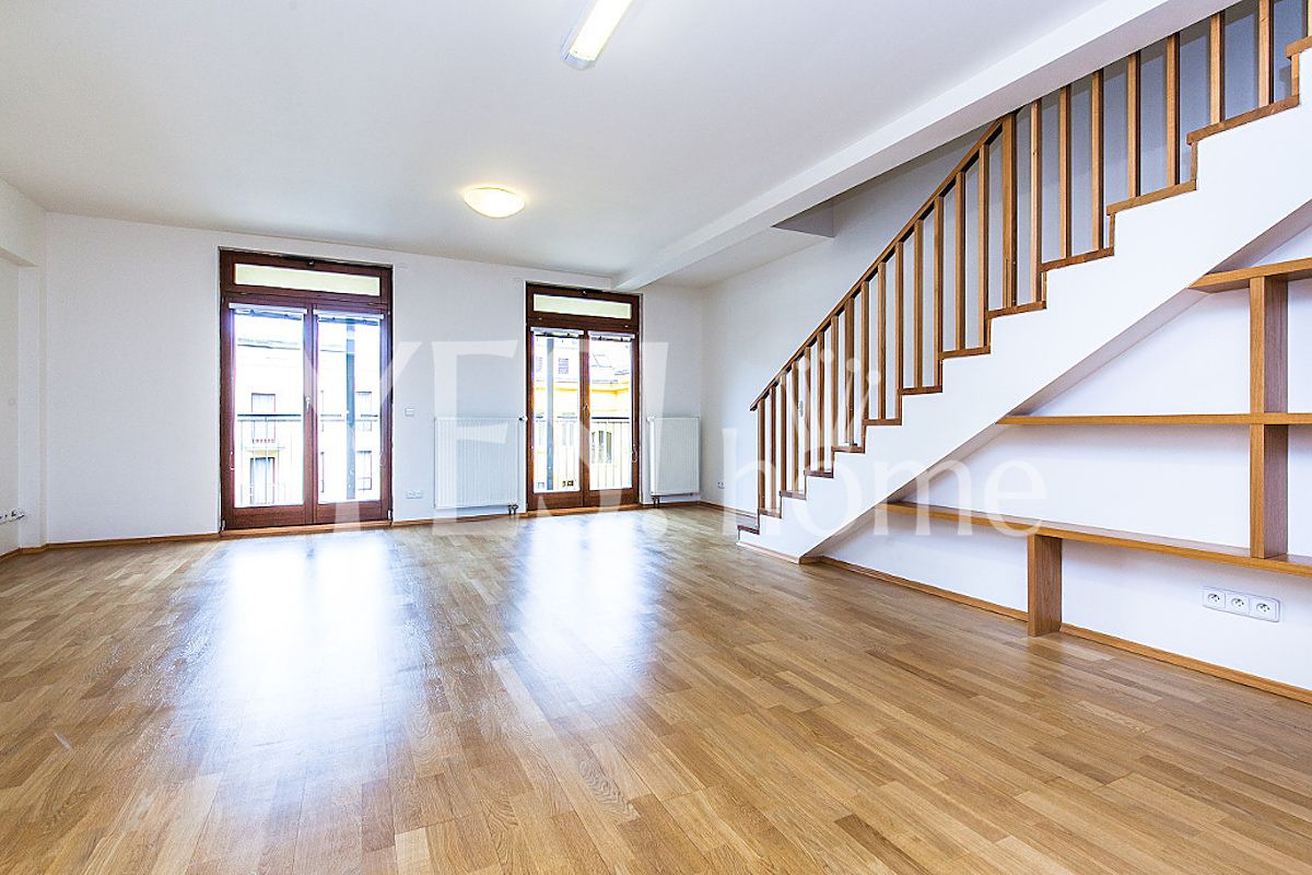Pronájem bytu 5+1 168 m²