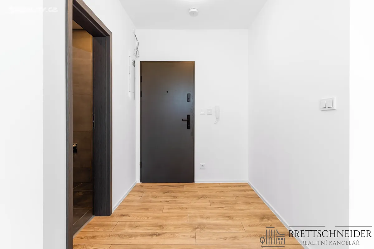 Pronájem bytu 2+kk 45 m² - Widok 6