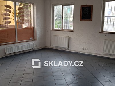 Pronájem skladového prostoru 86 m²