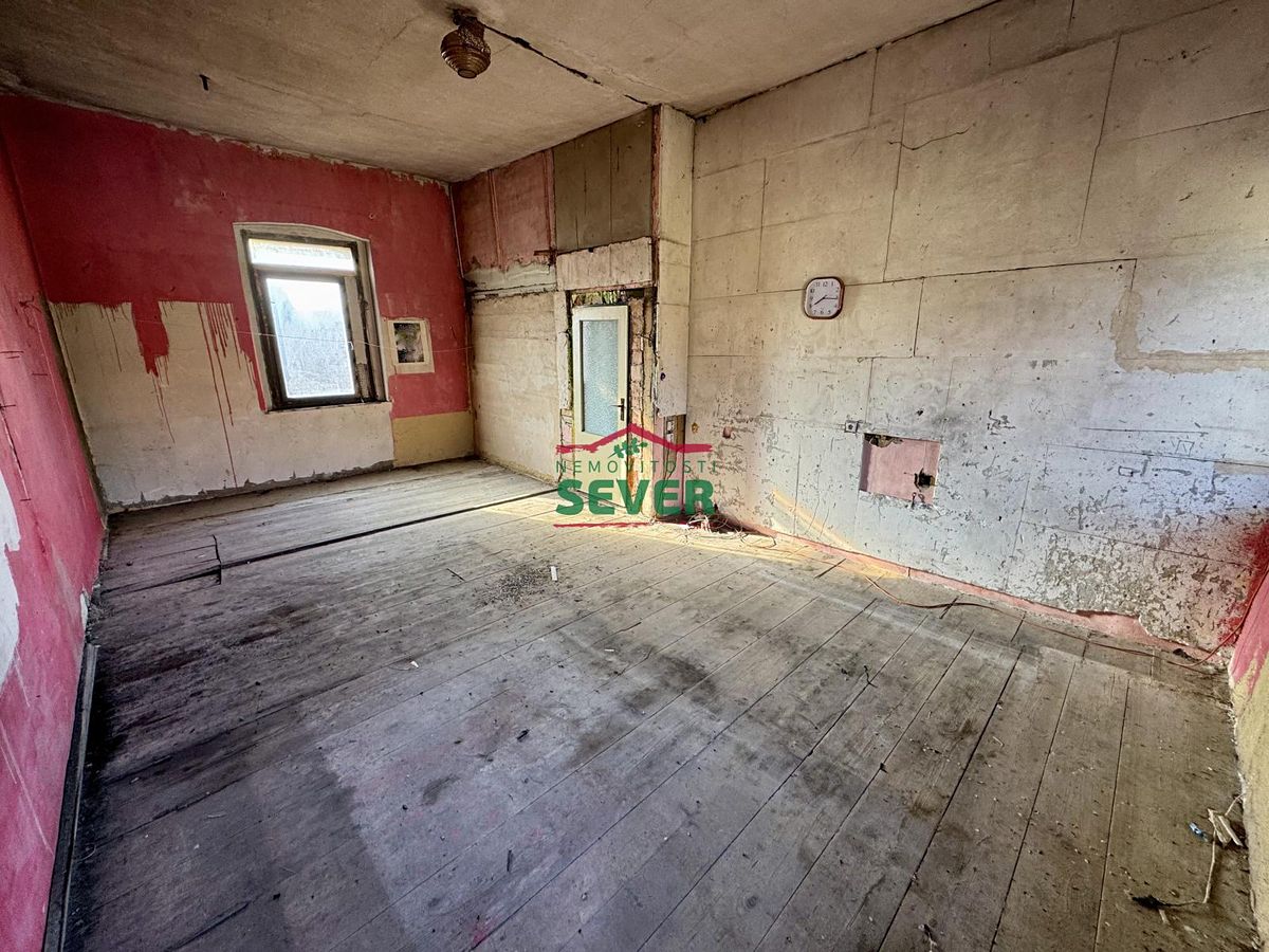 Prodej rodinného domu 300 m², pozemek 340 m² – fotografie 3