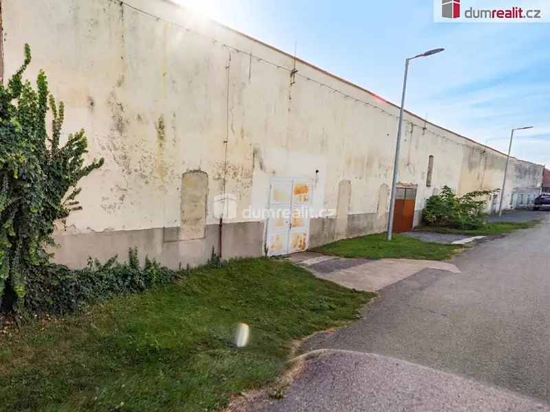 Pronájem skladového prostoru 79 m², Podivín – náhled fotky 1