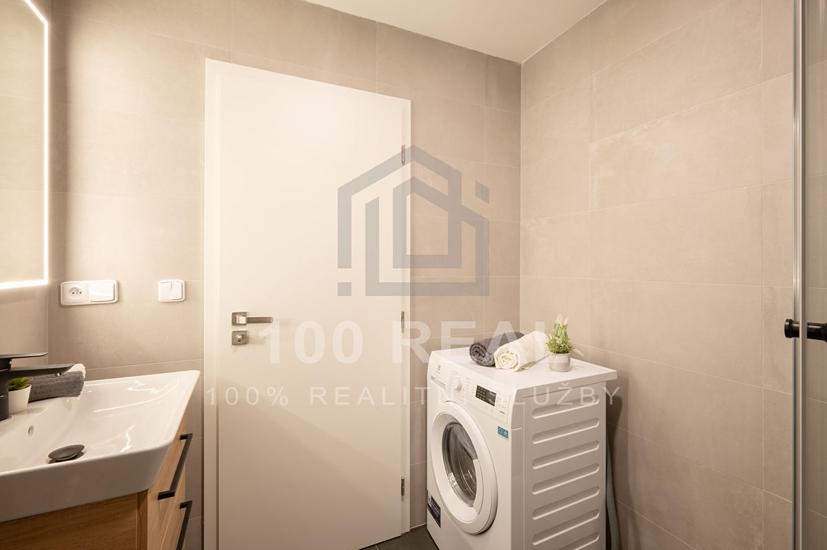 Pronájem bytu 2+kk 53 m² – fotografie 2