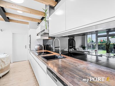 Prodej rodinného domu 90 m², pozemek 373 m²