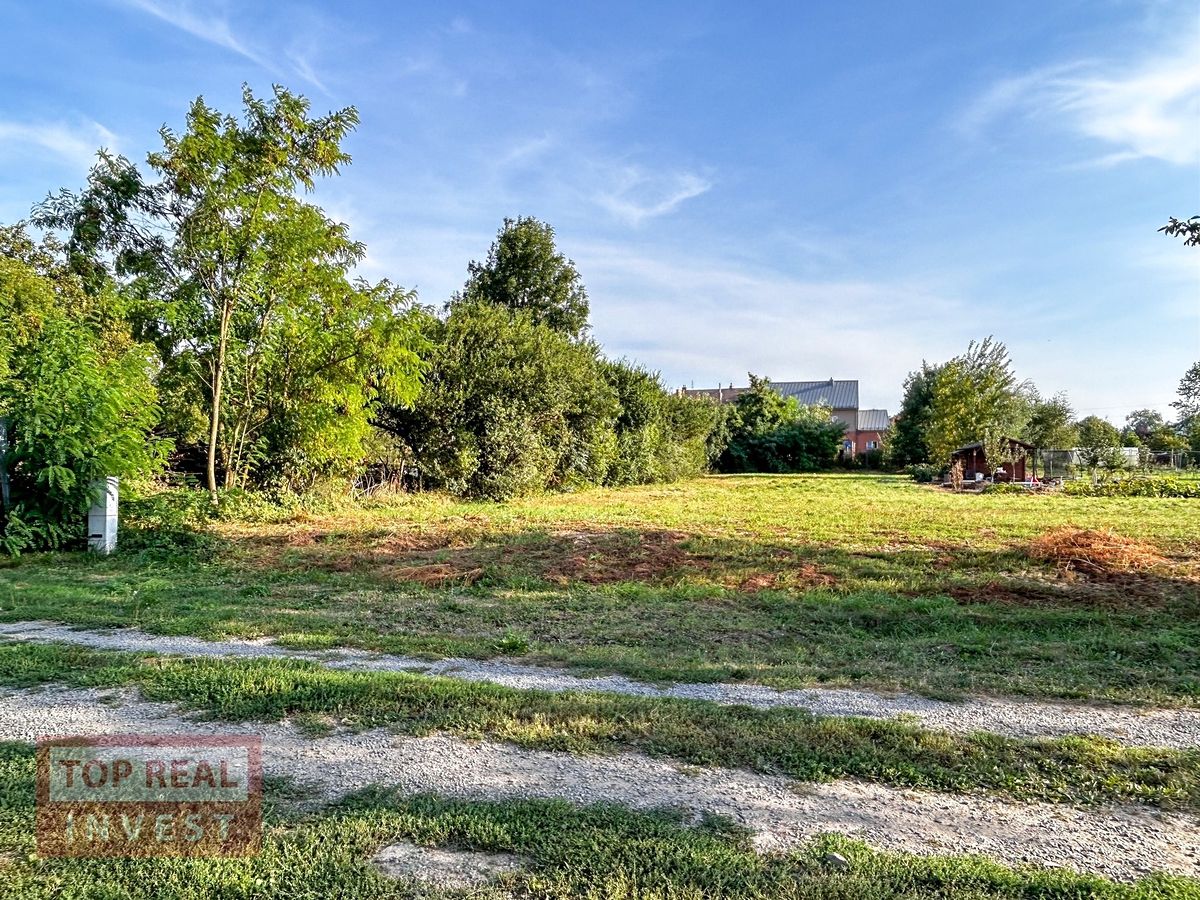 Prodej stavebního pozemku 1189 m² – fotografie 3
