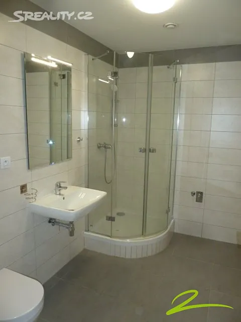 Pronájem bytu 1+kk 44 m² – pohled 5