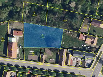 Prodej zahrady 1095 m²