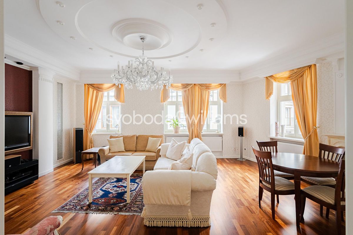 Prodej bytu 5+kk 140 m²