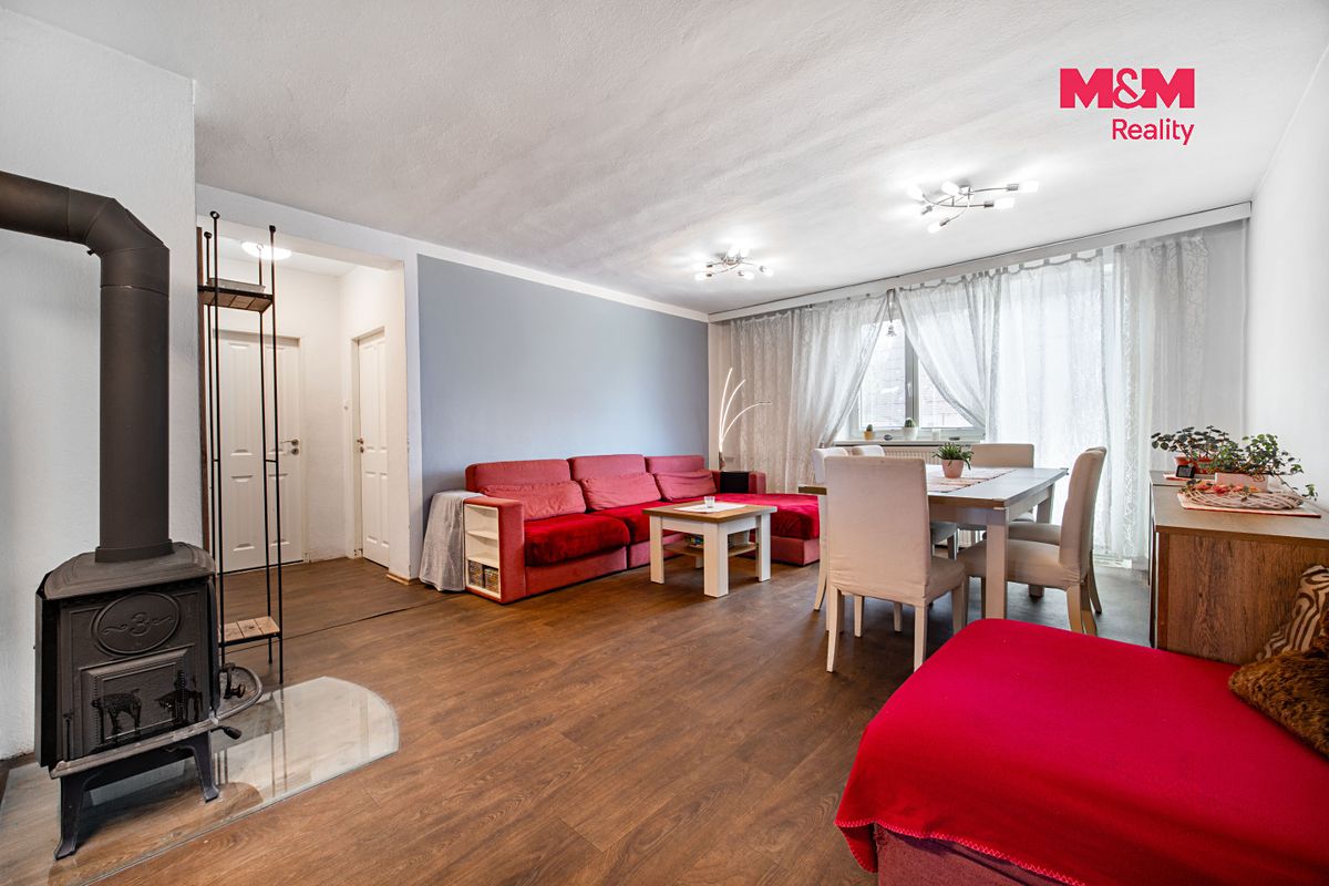 Prodej rodinného domu 160 m², pozemek 2358 m² – fotografie 3