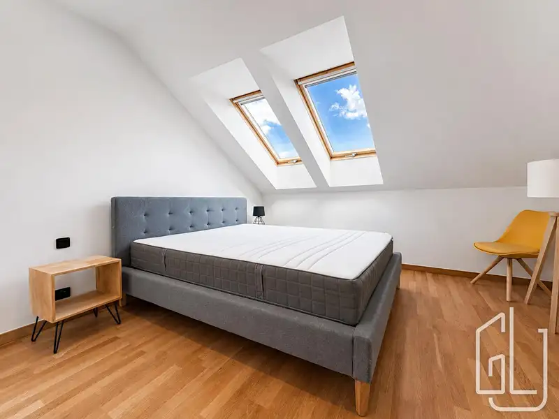 Prodej bytu 2+kk 43 m², Praha – náhled fotky 2