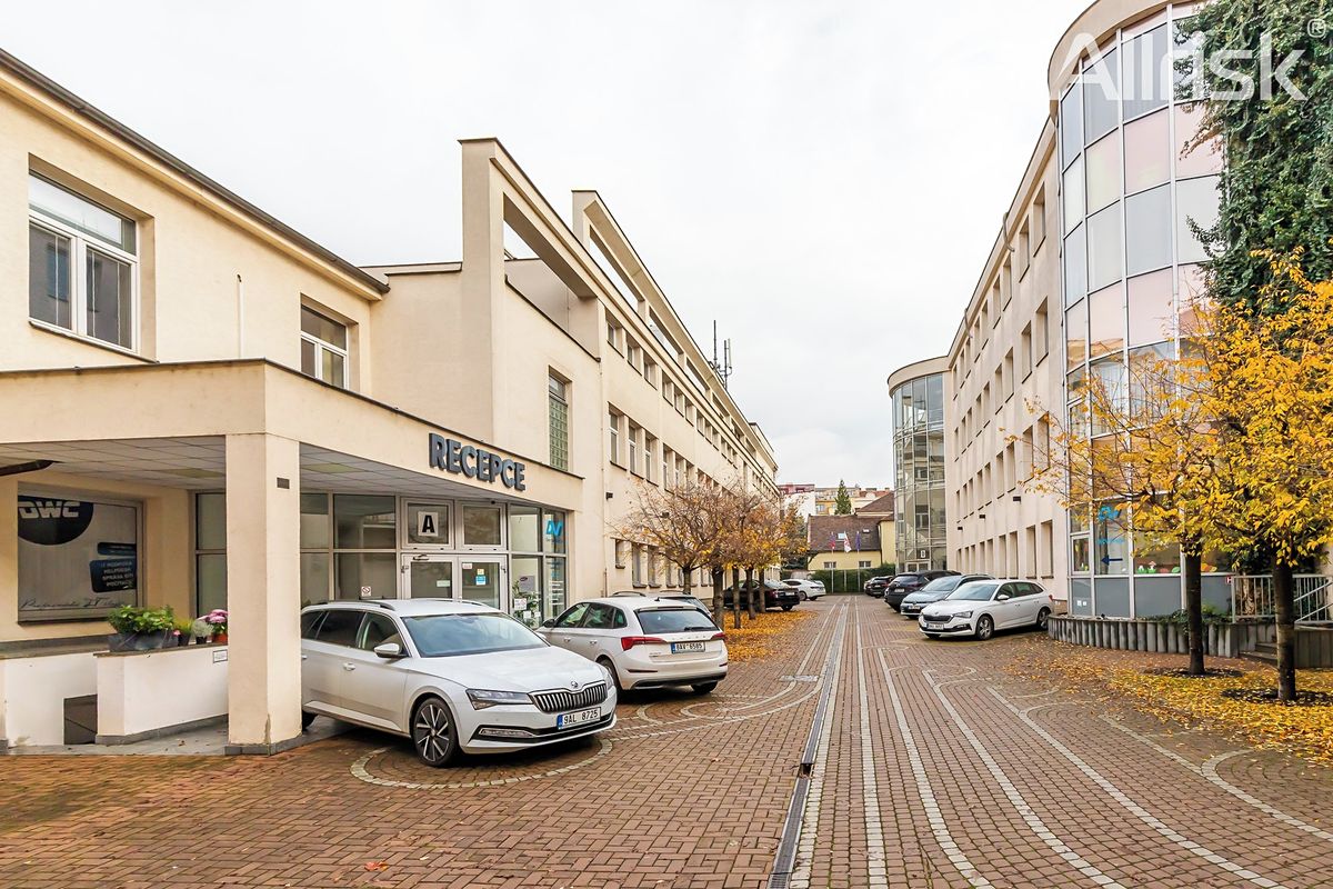 Pronájem kanceláře 20 m², Praha – fotka 1 z 3
