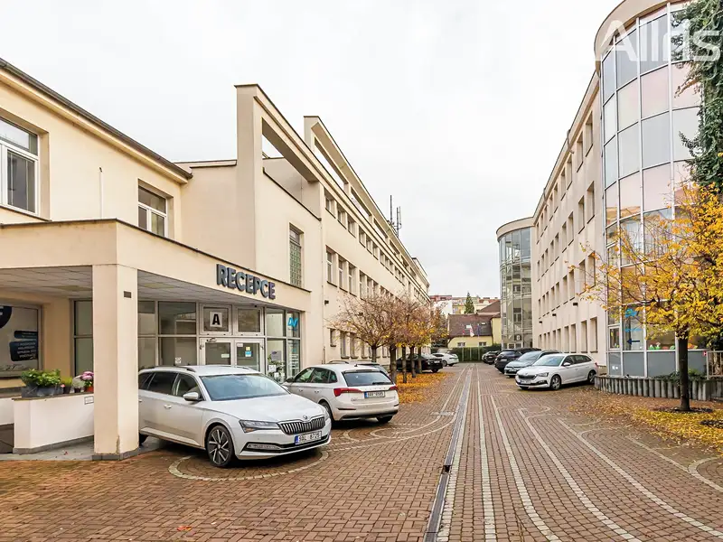 Pronájem kanceláře 20 m², Praha – náhled fotky 1