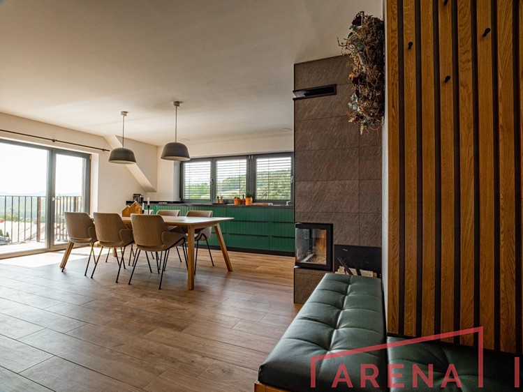 Prodej domu, 300 m² (89 z 97)