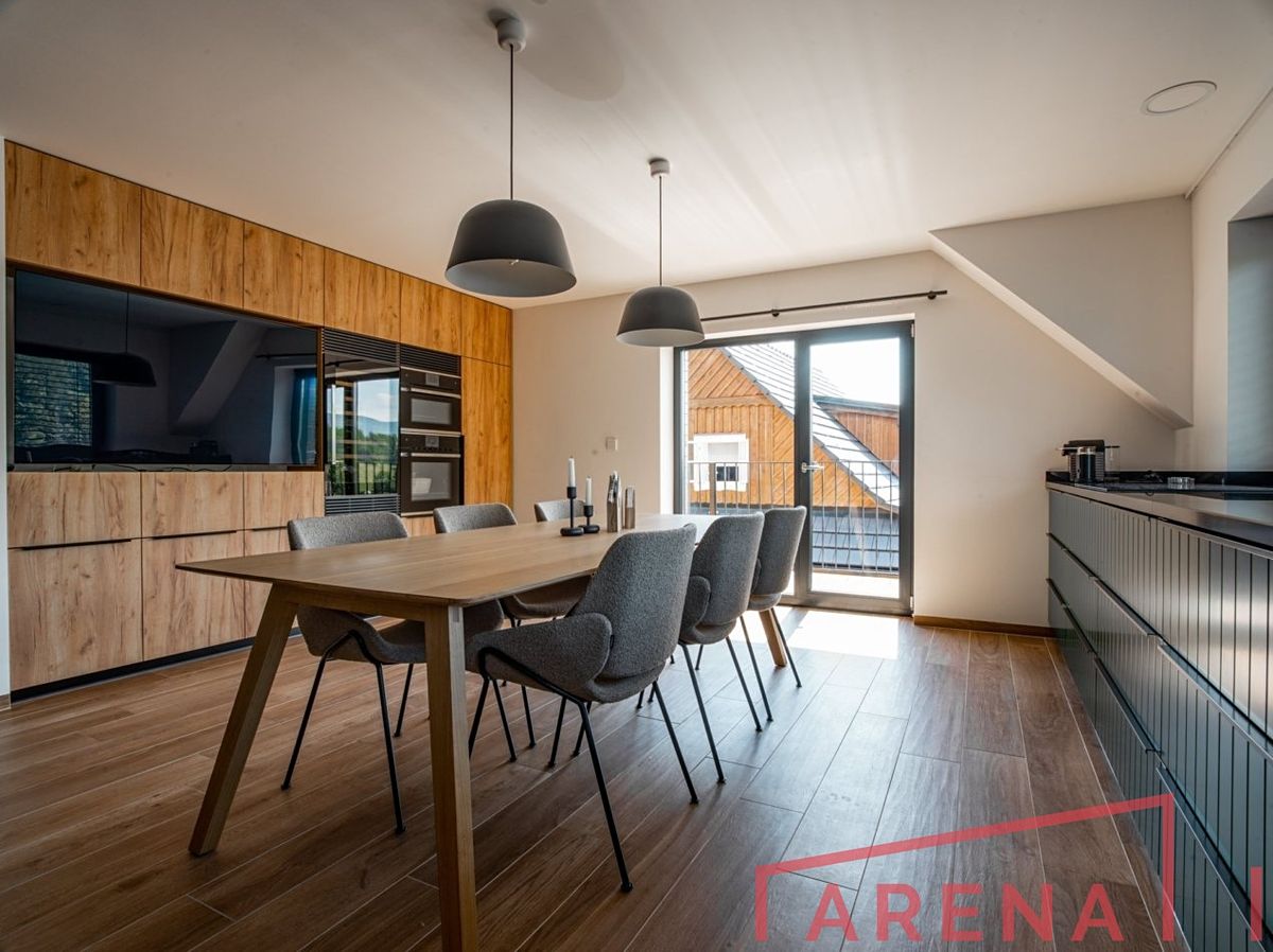 Prodej chalupy 300 m², pozemek 550 m²