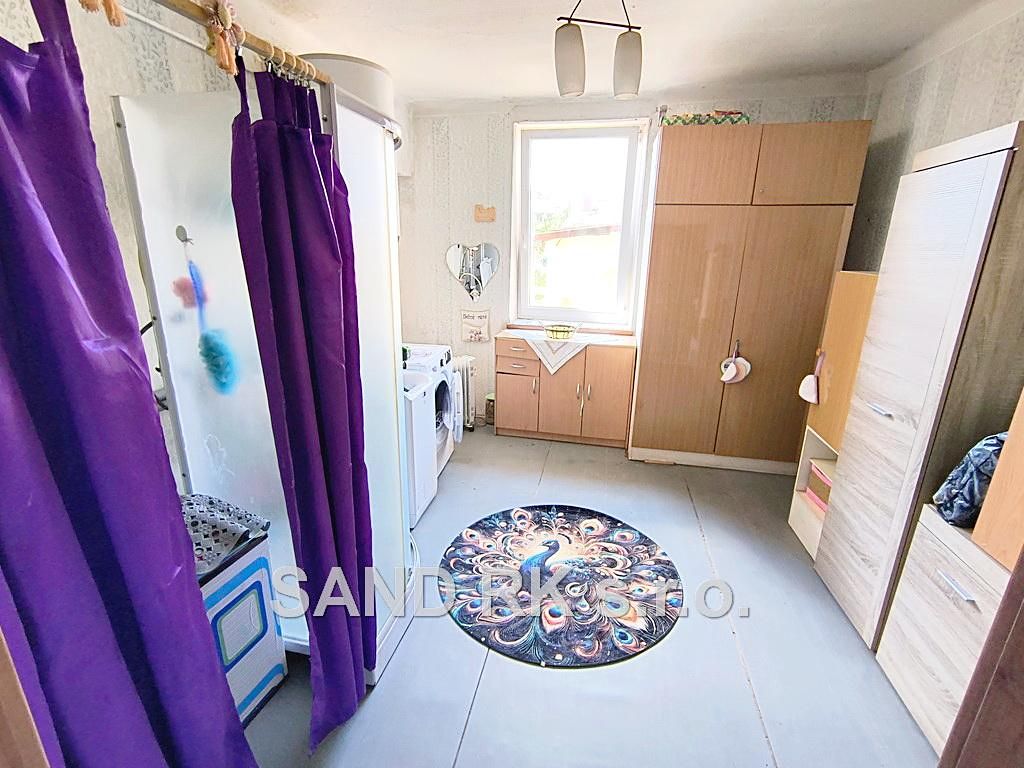Prodej rodinného domu 145 m², pozemek 972 m² – fotografie 3