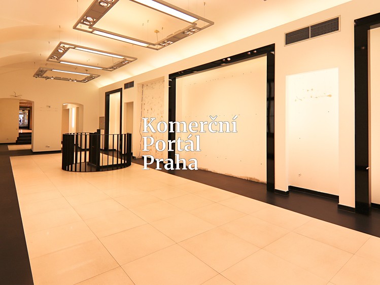 Комерційне приміщення в оренду, 367 м² (15 з 31)