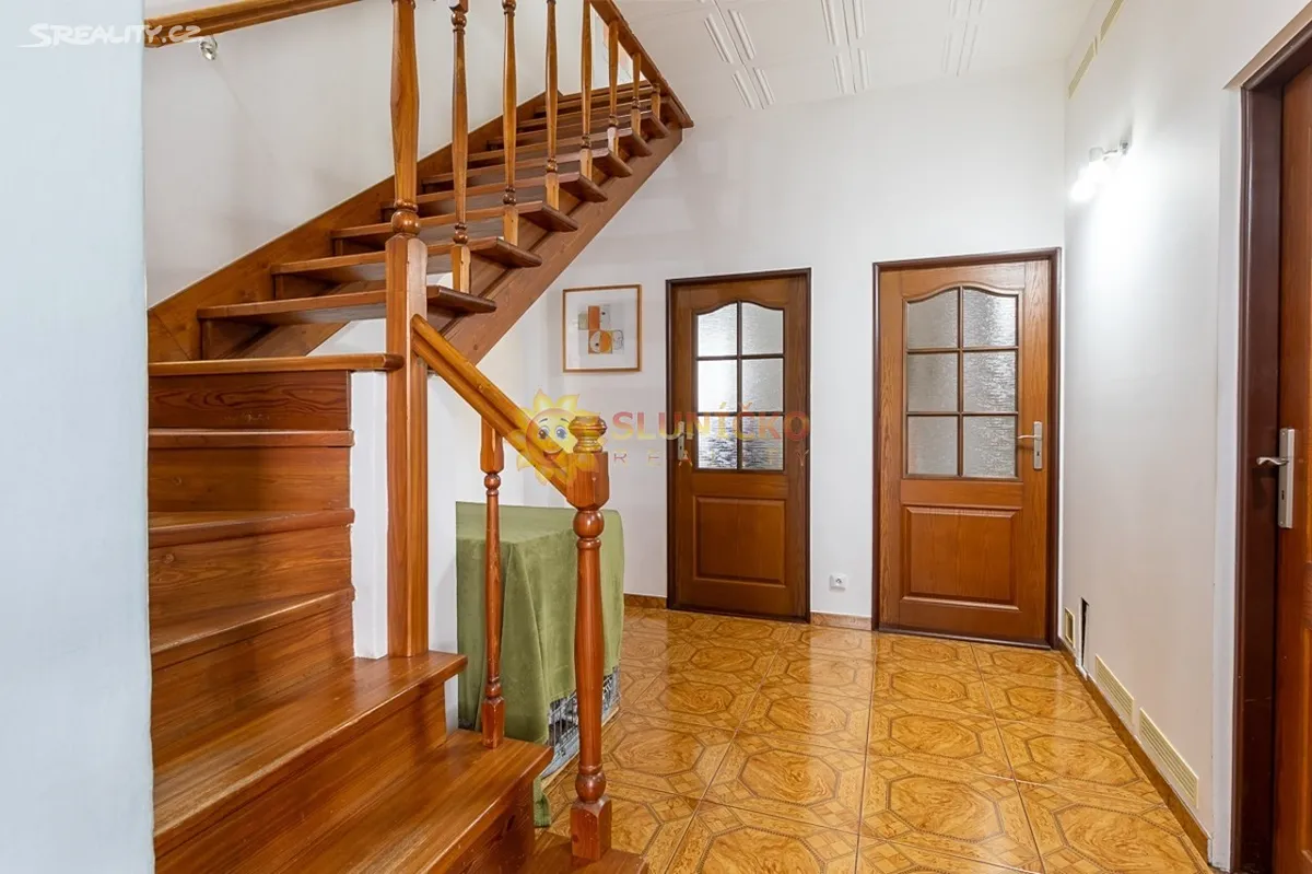 Prodej rodinného domu 188 m², pozemek 250 m² – další