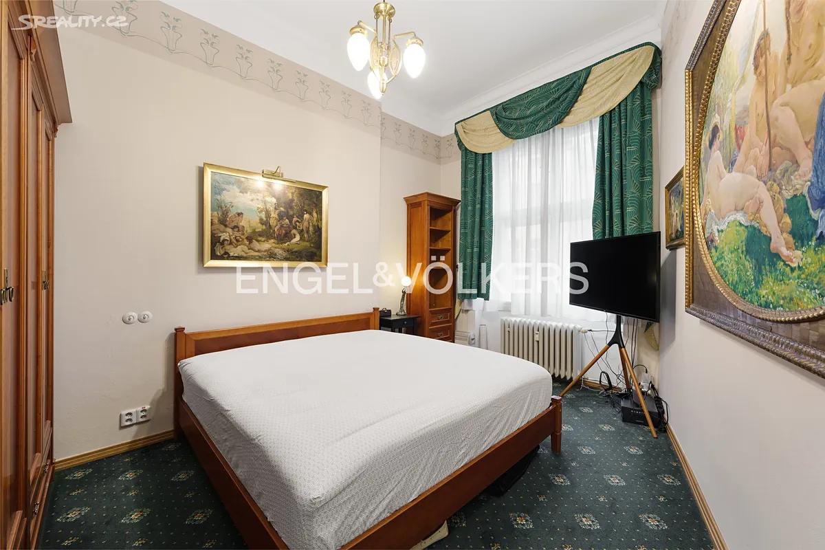 Pronájem bytu 2+kk 70 m² – pohled 4