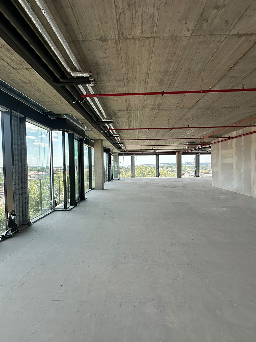 Pronájem kanceláře 891 m² – fotografie 3