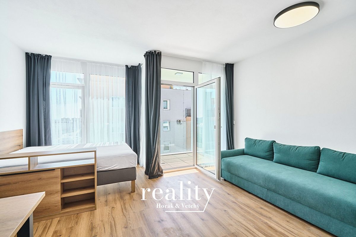 Pronájem bytu 1+kk 37 m²