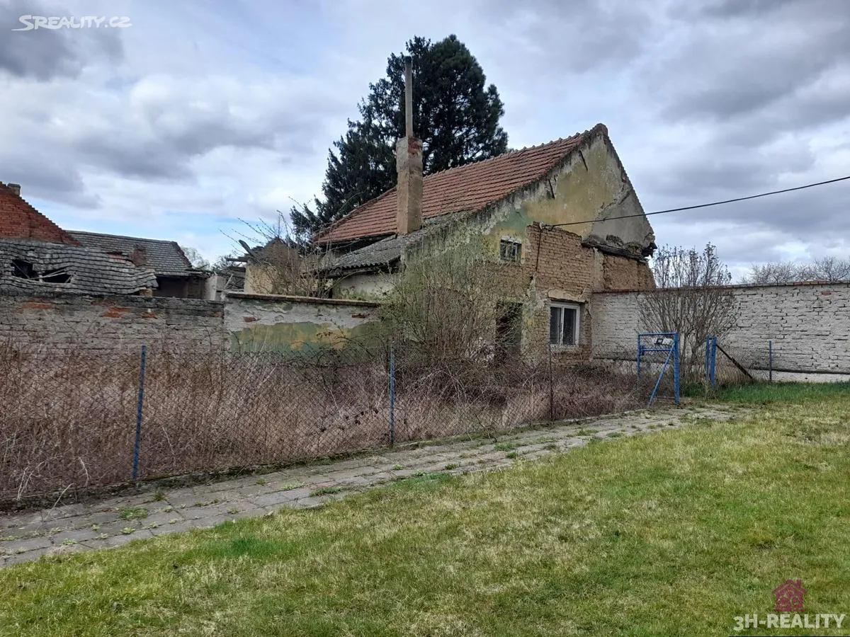 Prodej rodinného domu 100 m², pozemek 281 m² – další