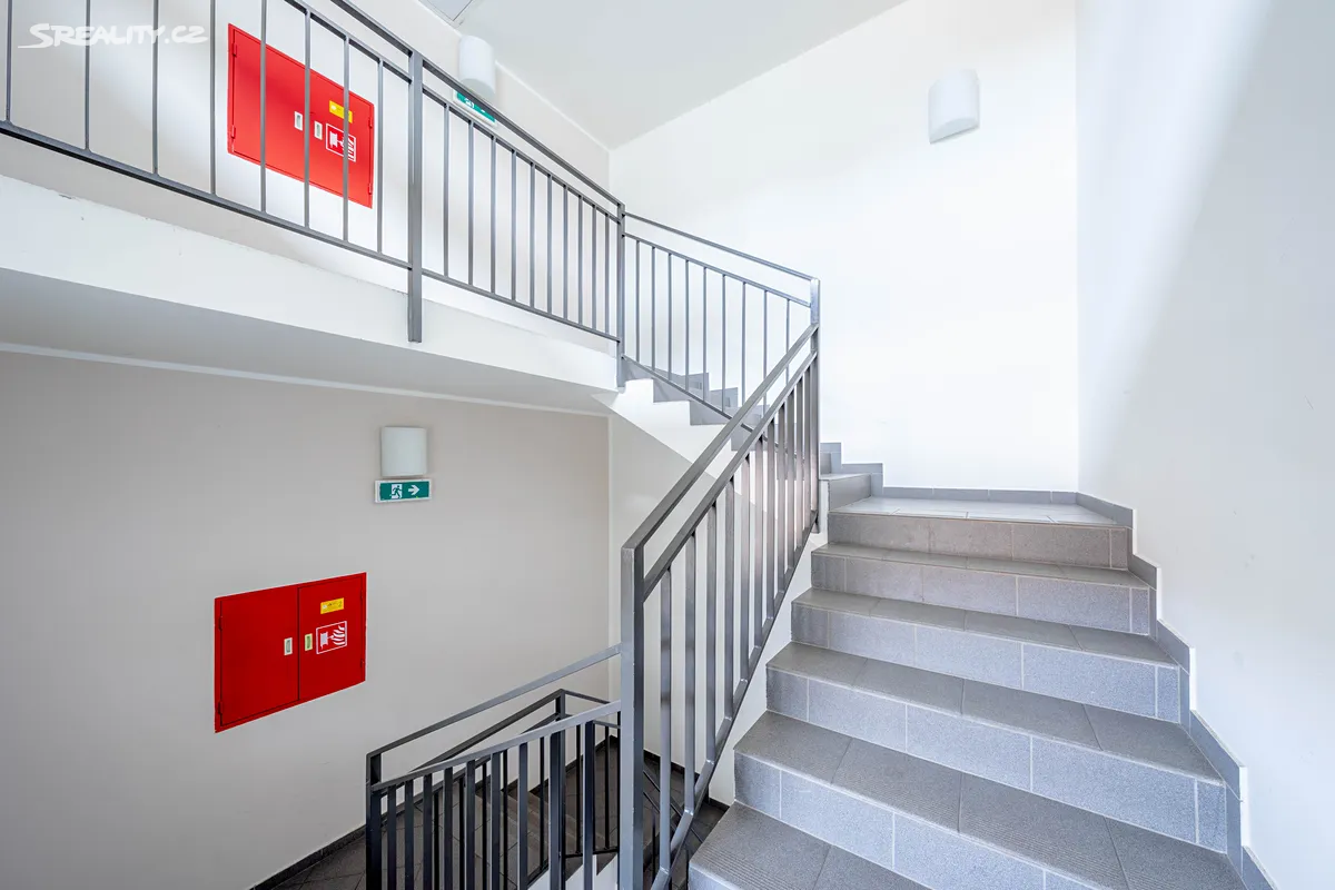 Prodej bytu 2+kk 72 m² – pohled 6