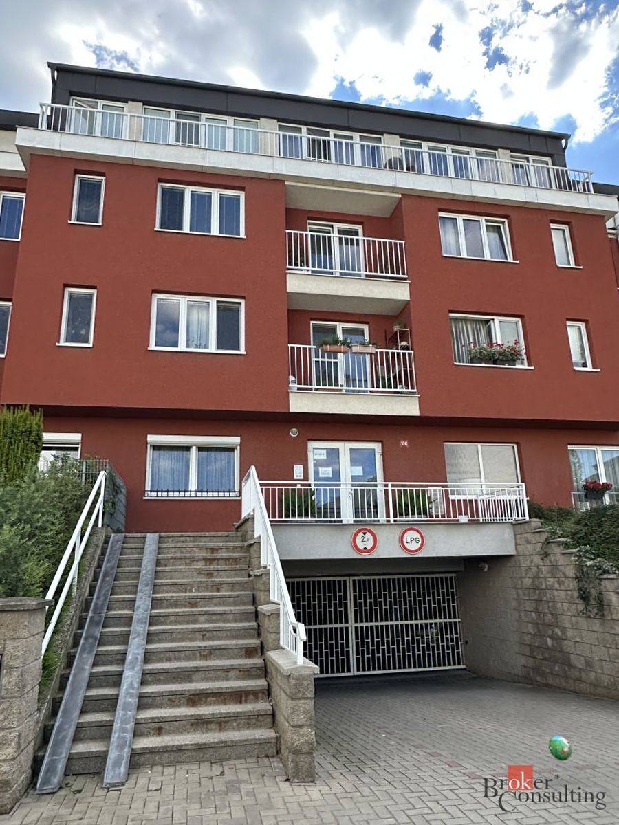 Pronájem bytu 2+kk 48 m²